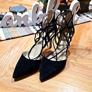 Marc fisher lace up pump